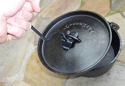 Dutch Oven Deckelheber