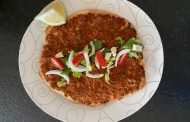 Lahmacun (türkische Pizza)