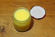 Ghee – warum geklärte Butter so besonders ist