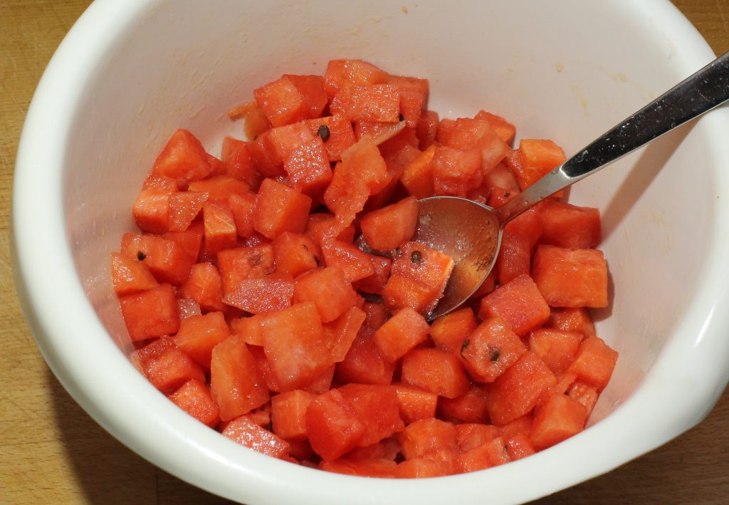 04_Melone und Marinade vermischen