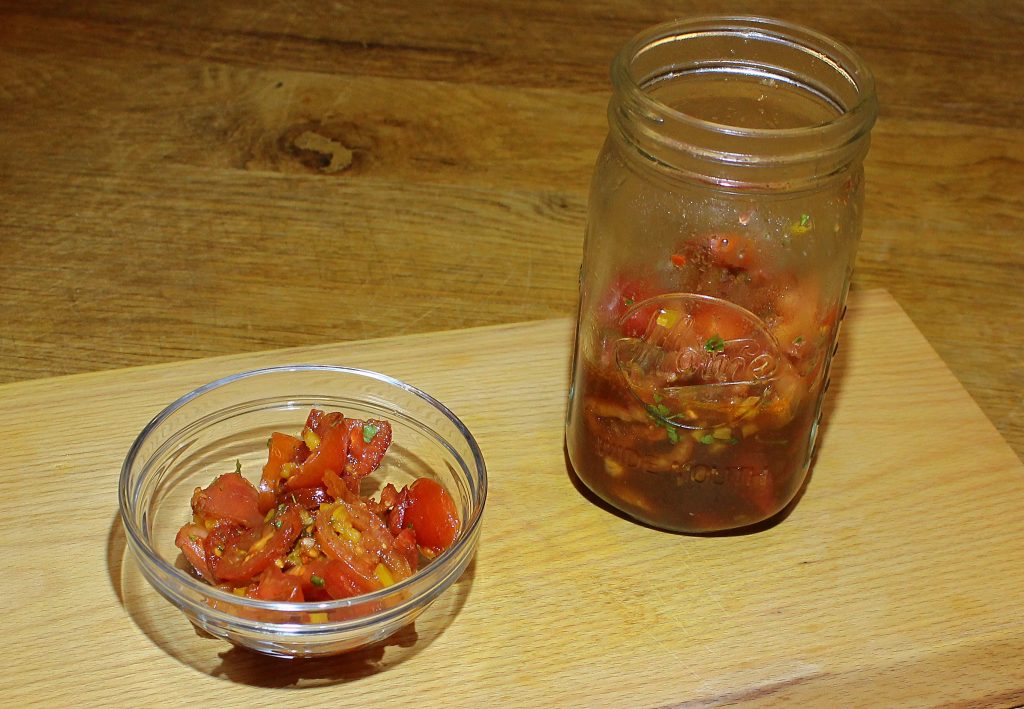 Eingelegte Tomaten - koreanische Art