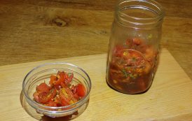 Eingelegte Tomaten - koreanische Art